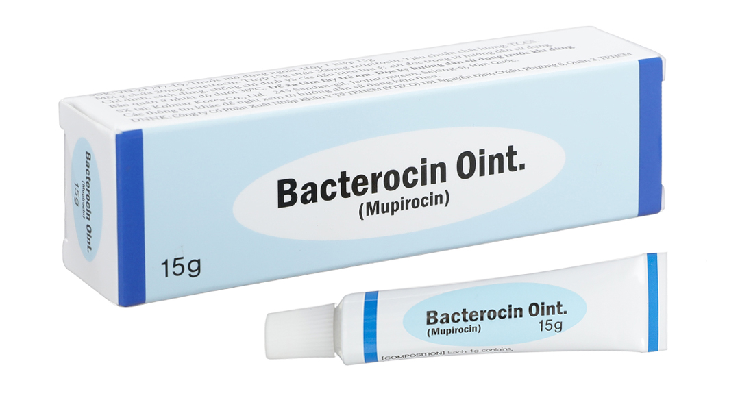 Thuốc mỡ Bacterocin Oint. 20mg/g trị nhiễm khuẩn da tuýp 15g